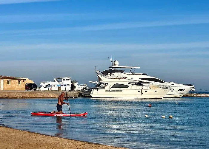 Beachfront Bliss - Your Escape Awaits *